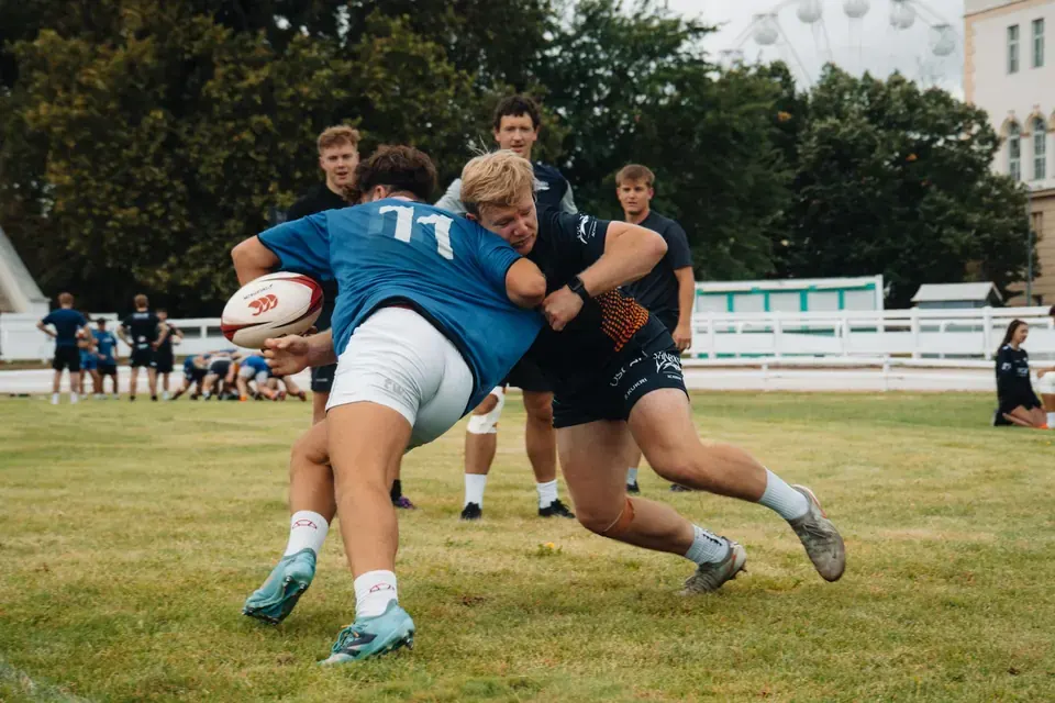 Switch Kick Analysis: Changing Angles to Break Defences